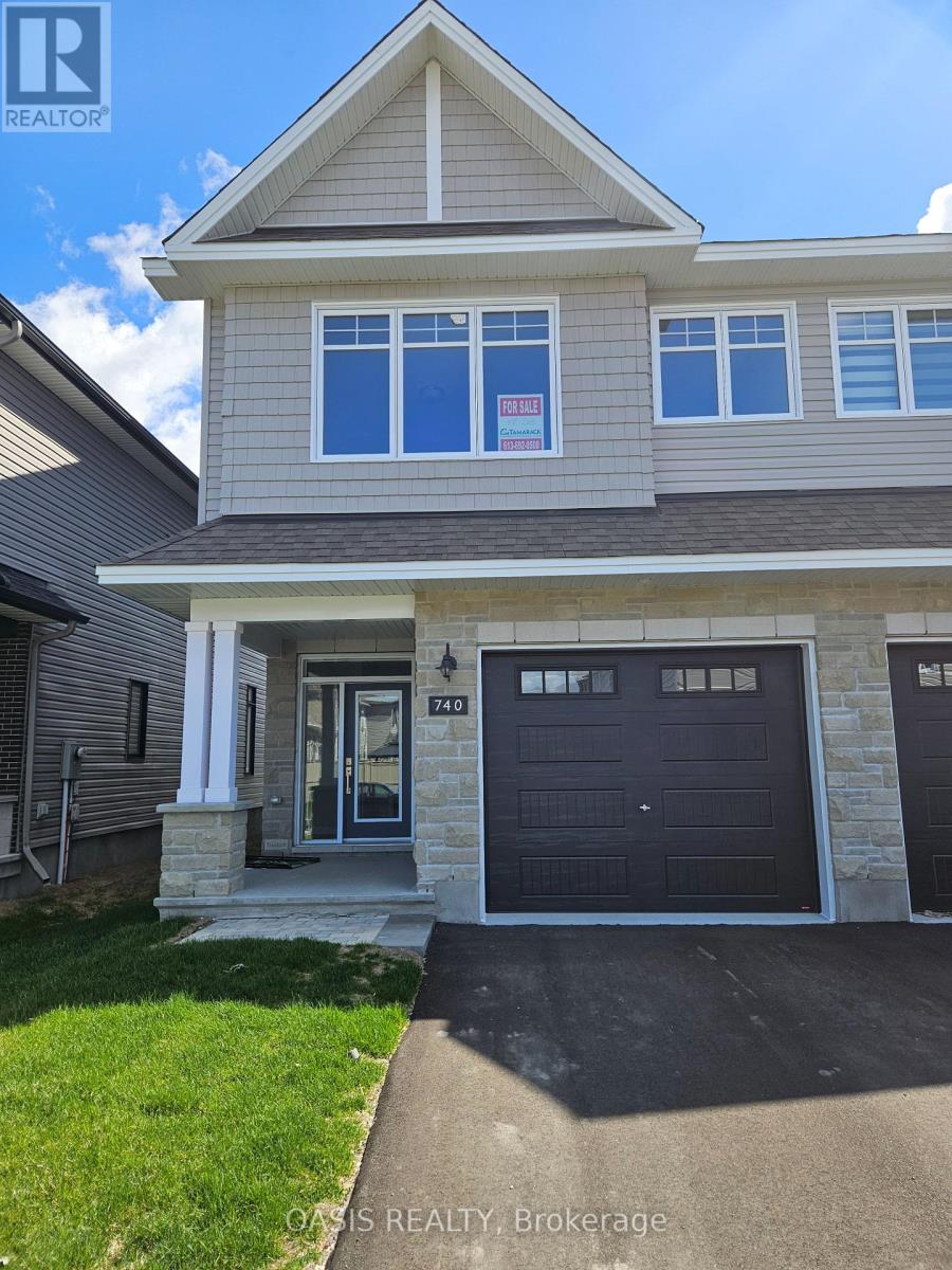 740 PIPIT LANE, Ottawa, Ontario