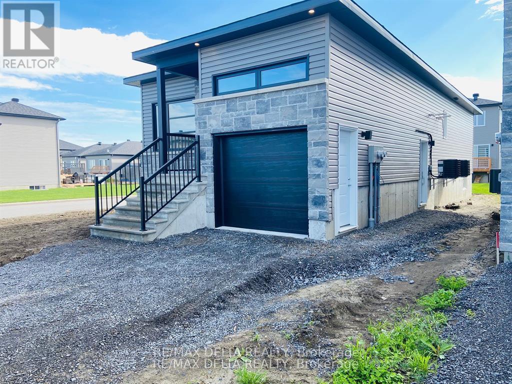 A - 517 Chambord Street, Alfred And Plantagenet, Ontario  K0A 3K0 - Photo 3 - X13018214