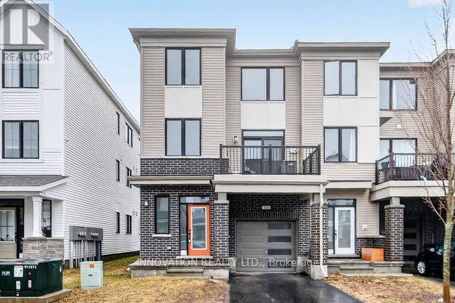16 CASPIAN ROW, Ottawa, Ontario