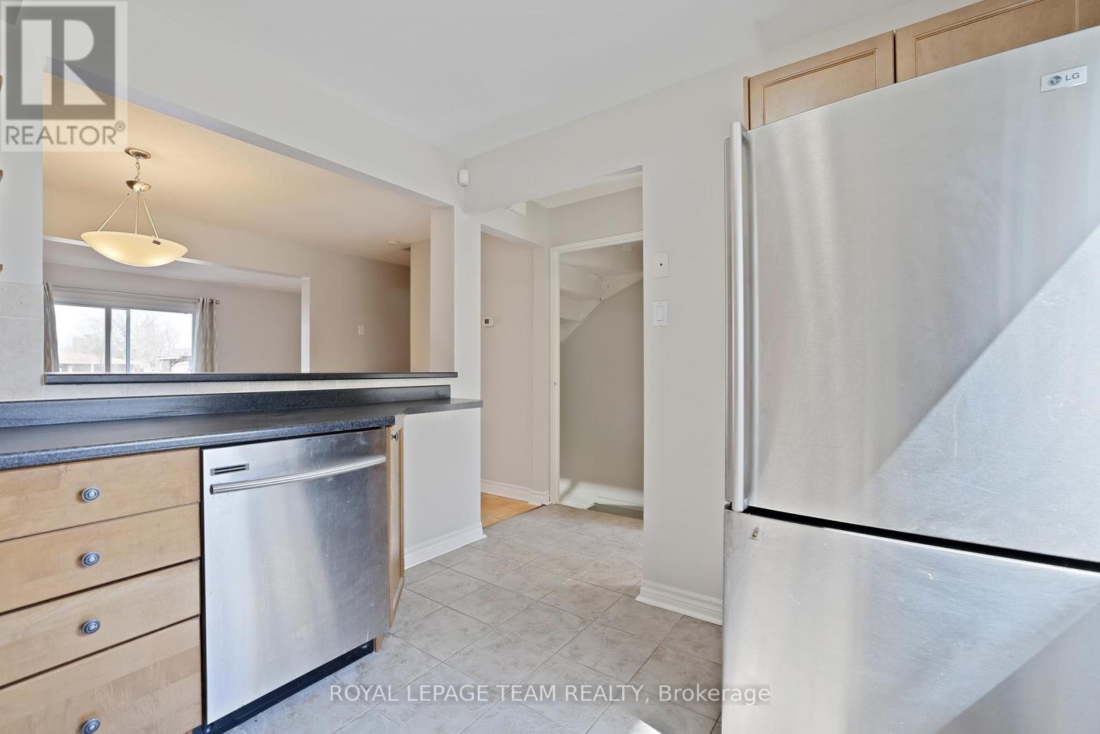 2942 Fairlea Crescent, Ottawa, Ontario  K1V 8T7 - Photo 6 - X13022168