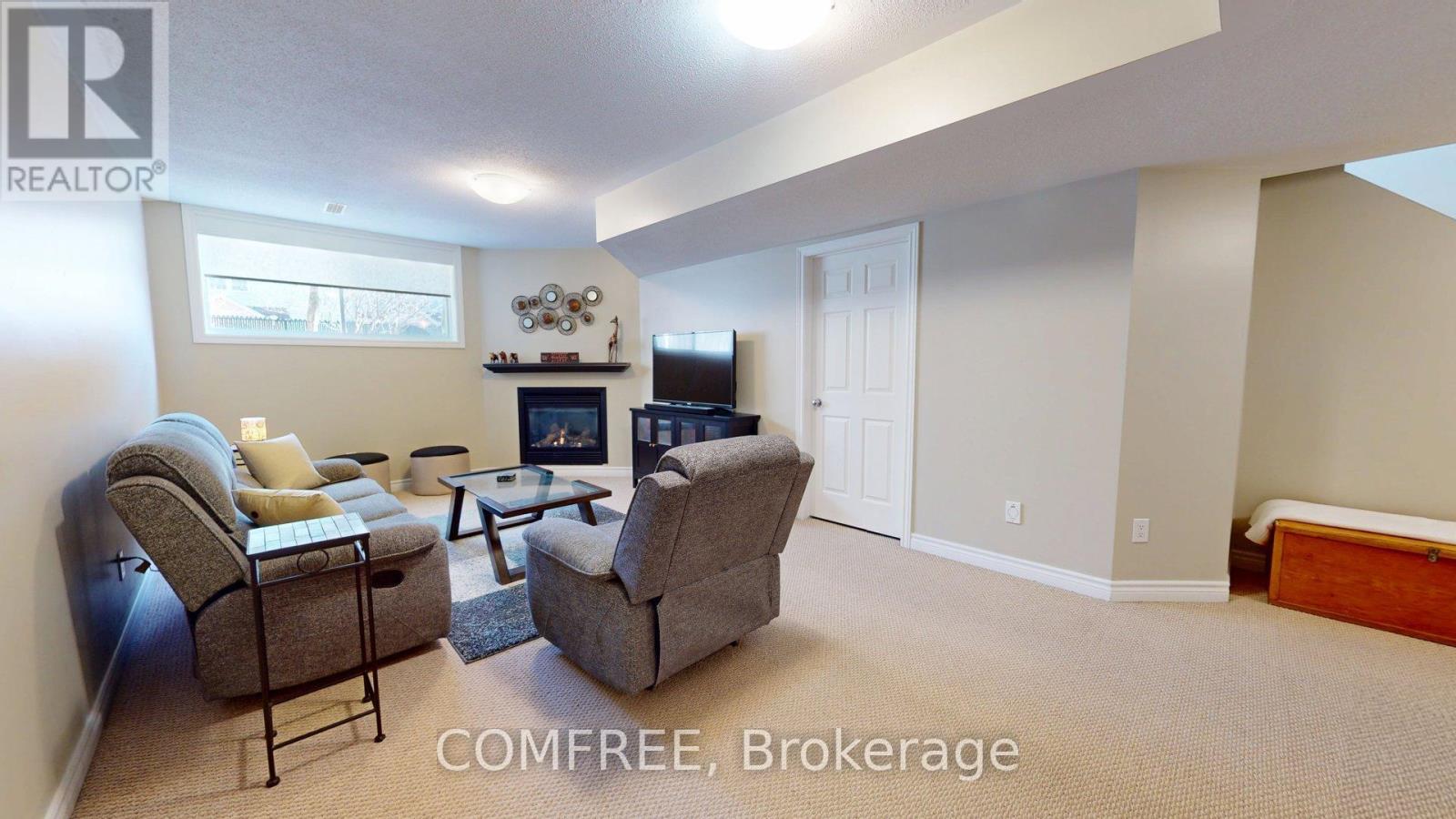 239 Hunterbrook Street, Ottawa, Ontario  K2K 0E5 - Photo 30 - X13022470