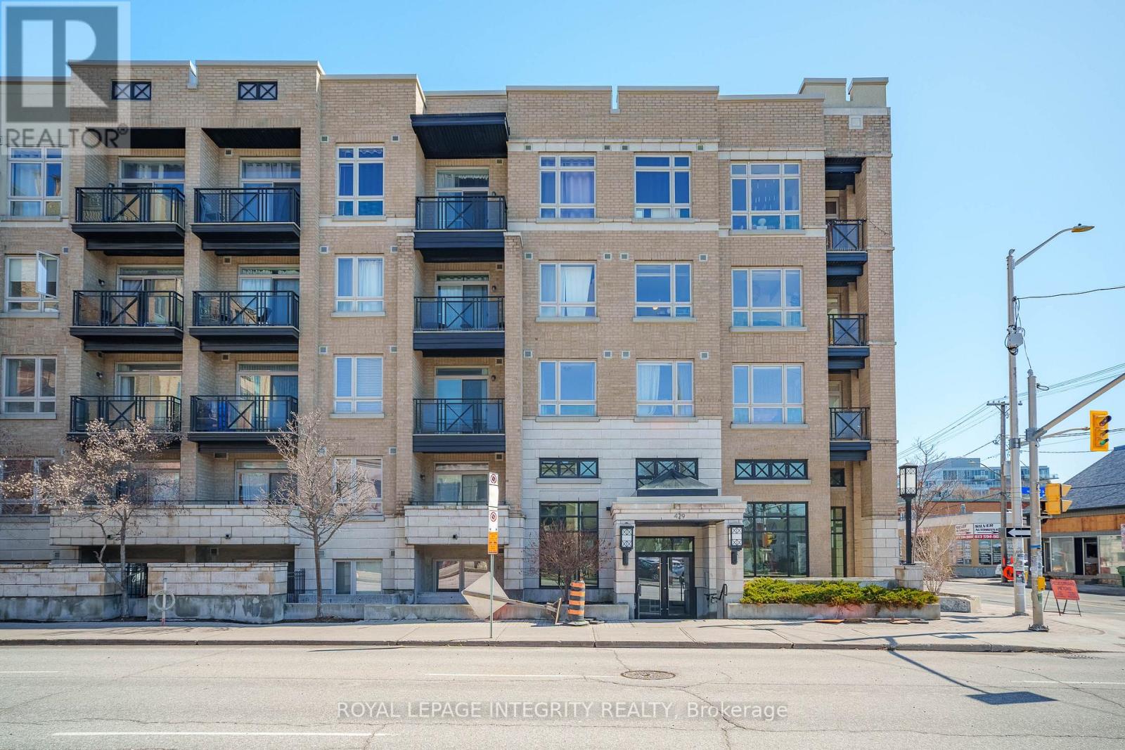 320 - 429 Kent Street, Ottawa, Ontario  K2P 1B5 - Photo 2 - X13022492