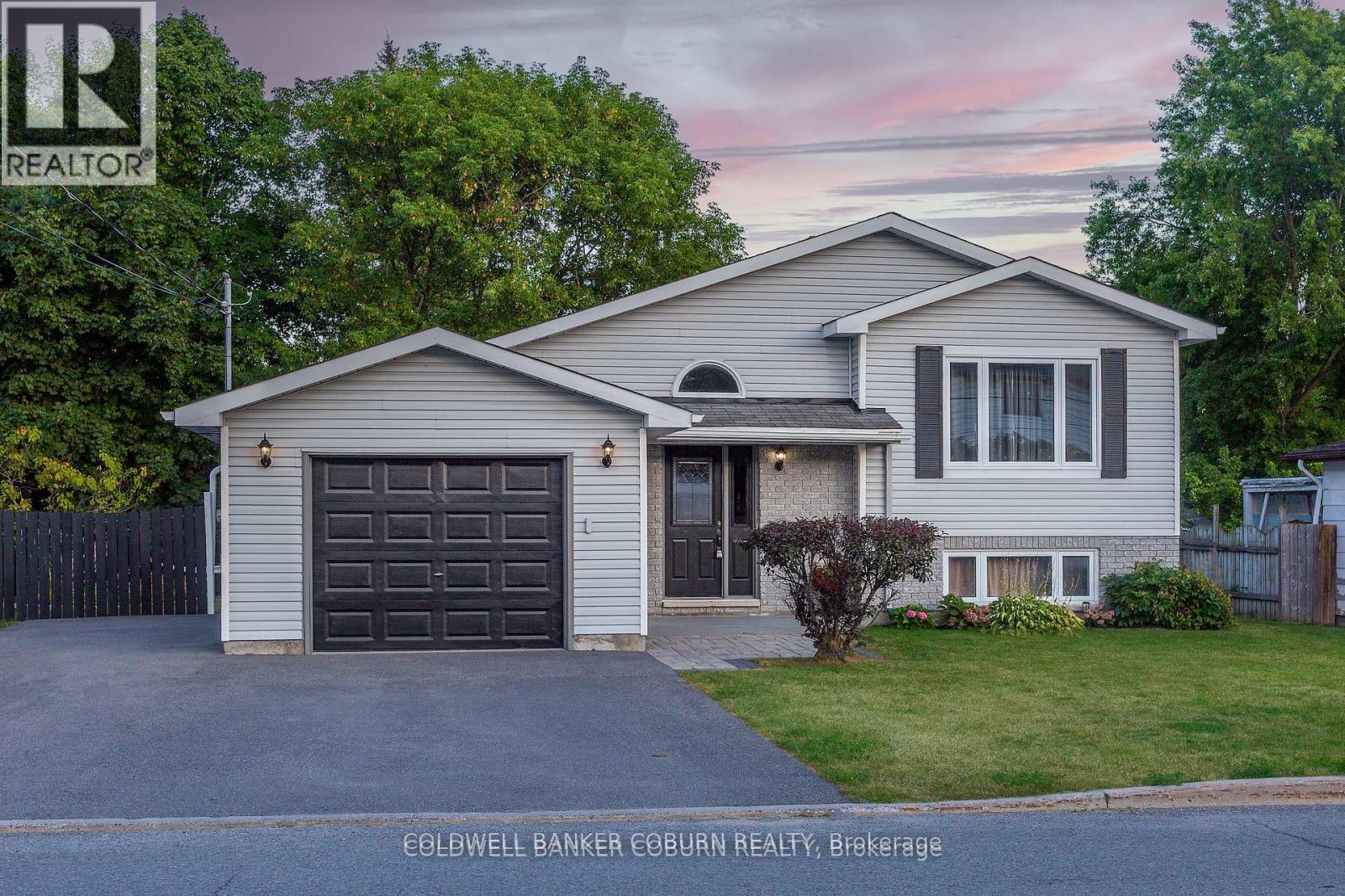 28 LANDRIGAN STREET, Arnprior, Ontario