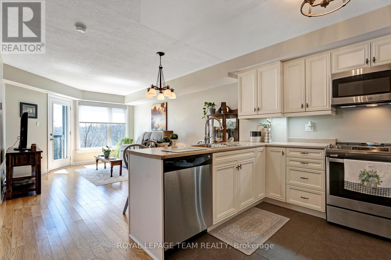 209 - 398 Van Buren Street, North Grenville, Ontario  K0G 1J0 - Photo 6 - X13028180