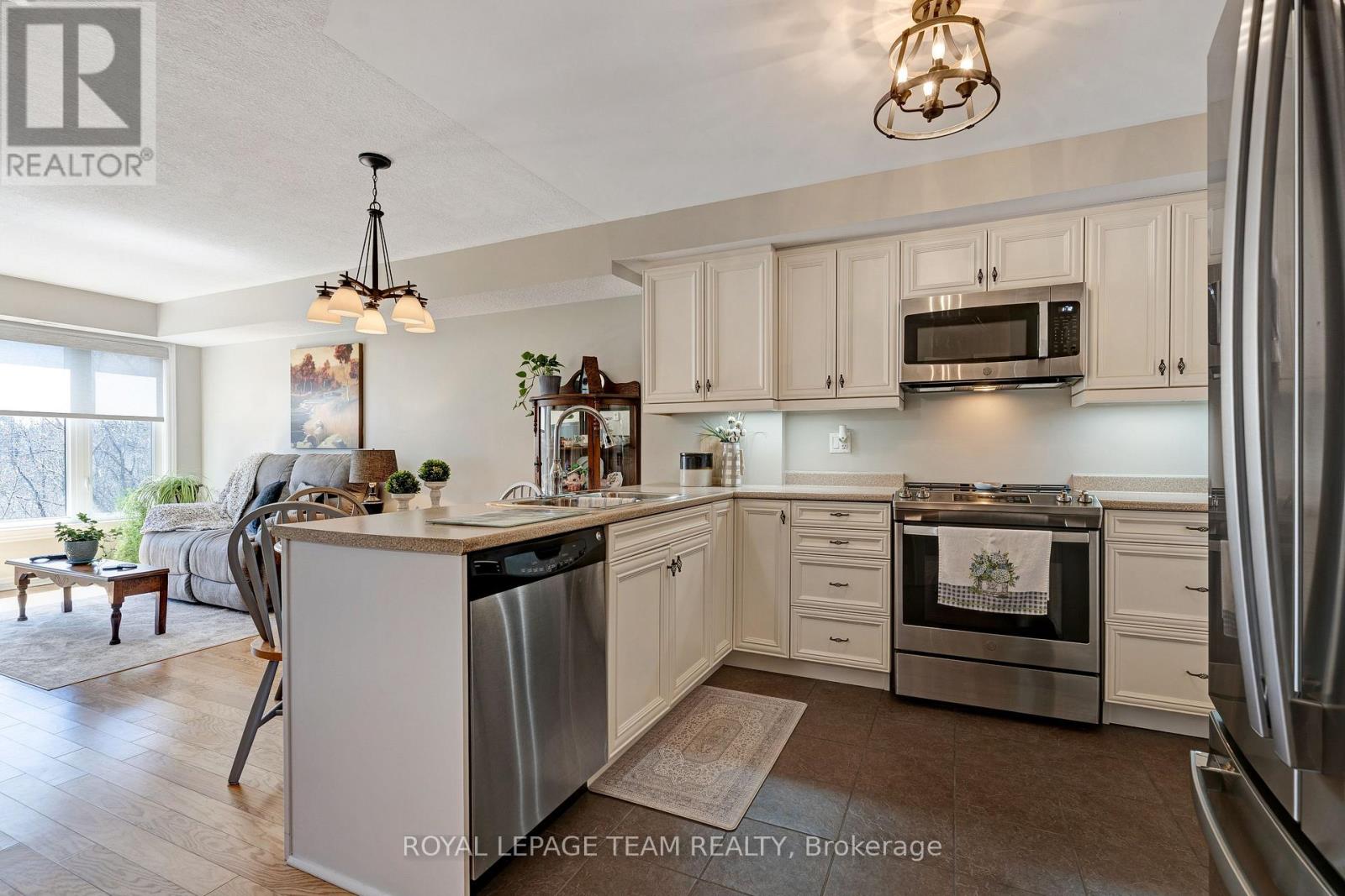 209 - 398 Van Buren Street, North Grenville, Ontario  K0G 1J0 - Photo 7 - X13028180