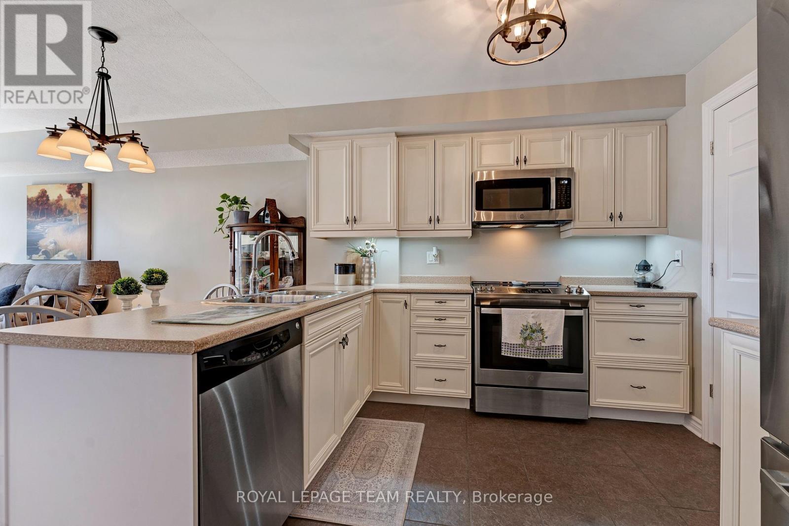 209 - 398 Van Buren Street, North Grenville, Ontario  K0G 1J0 - Photo 9 - X13028180