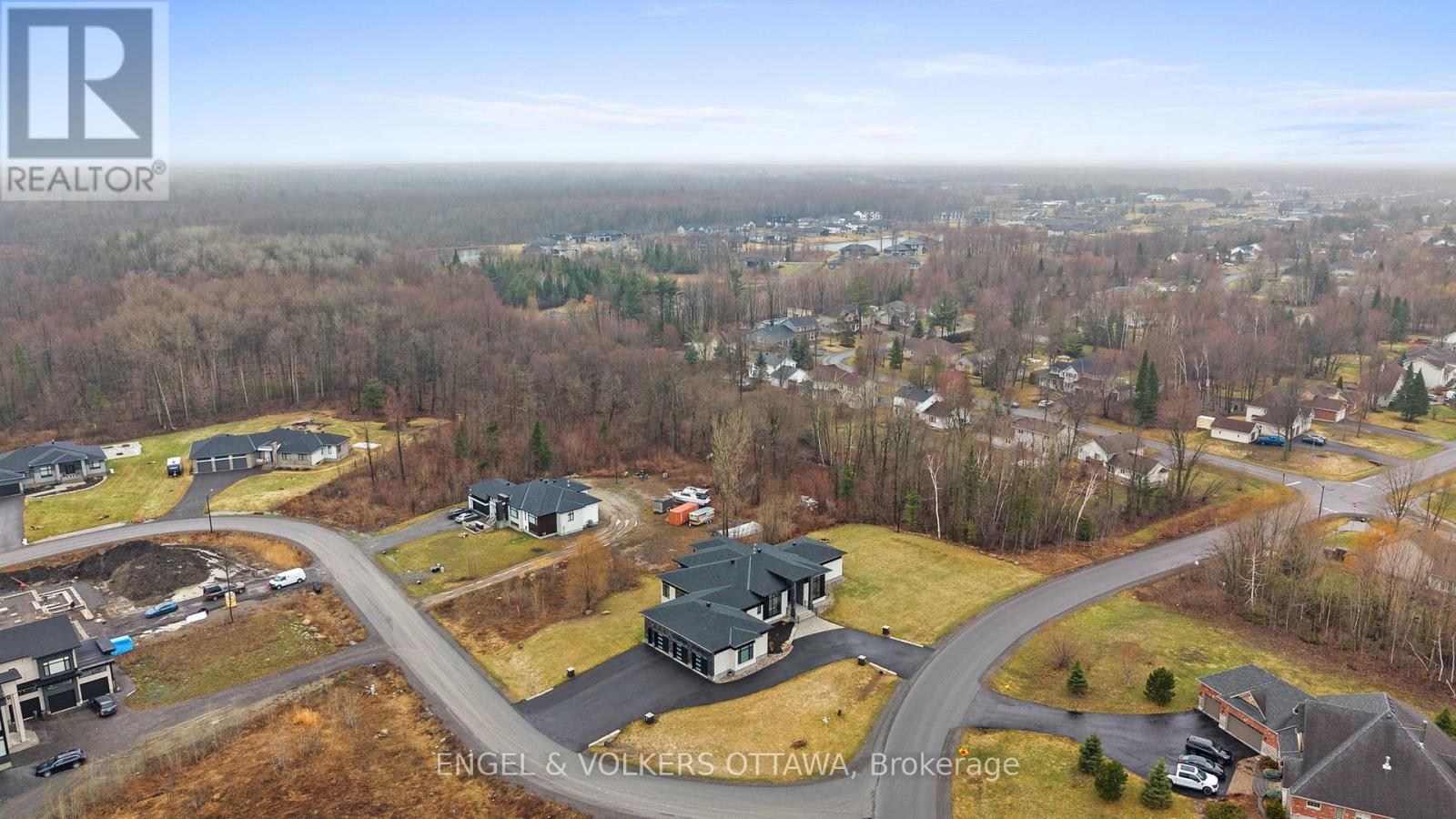 1600 Nightshade Place, Ottawa, Ontario  K4P 0C7 - Photo 3 - X13029762