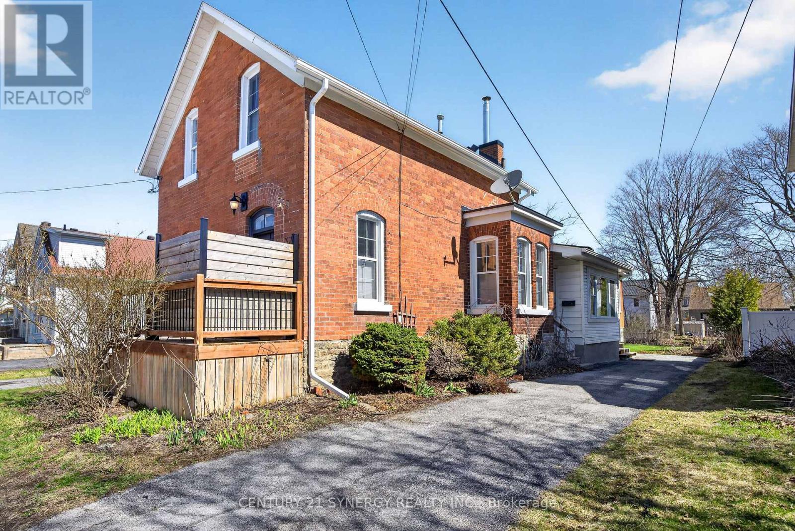 33 A & B NAPOLEON STREET, Carleton Place, Ontario