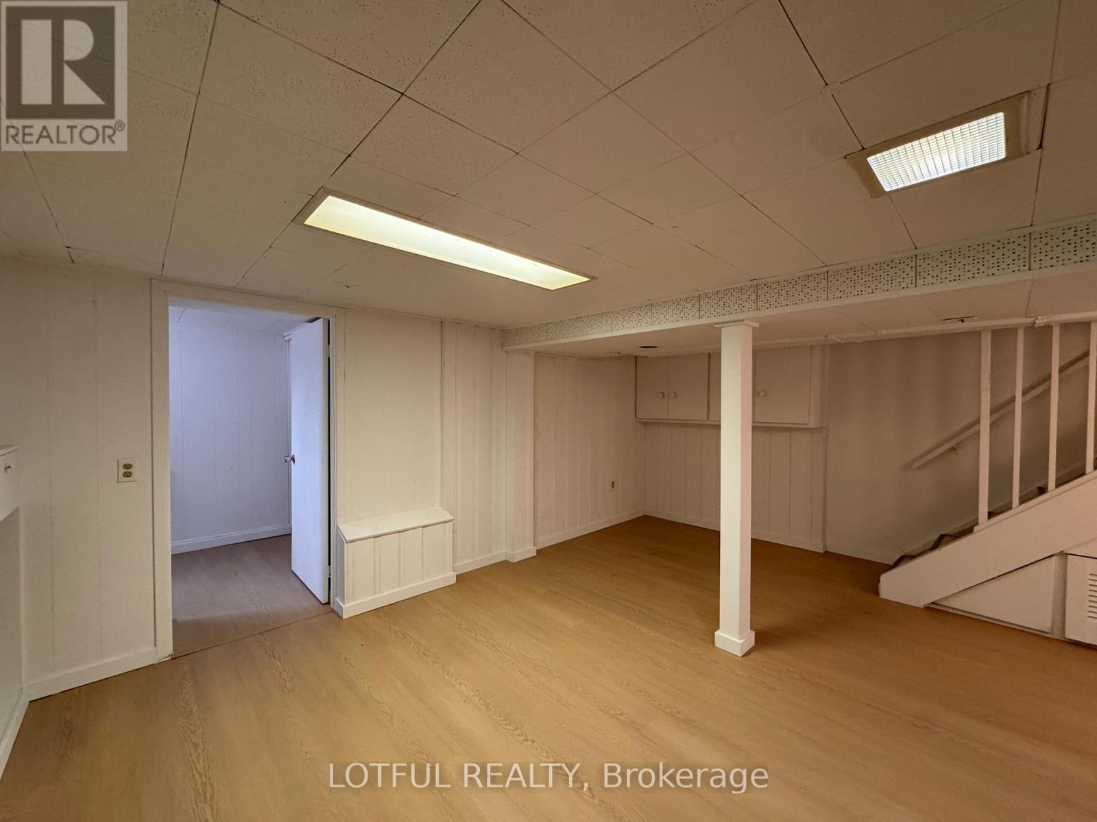 B - 30 Foster Street, Ottawa, Ontario  K1Y 3J4 - Photo 2 - X13031360