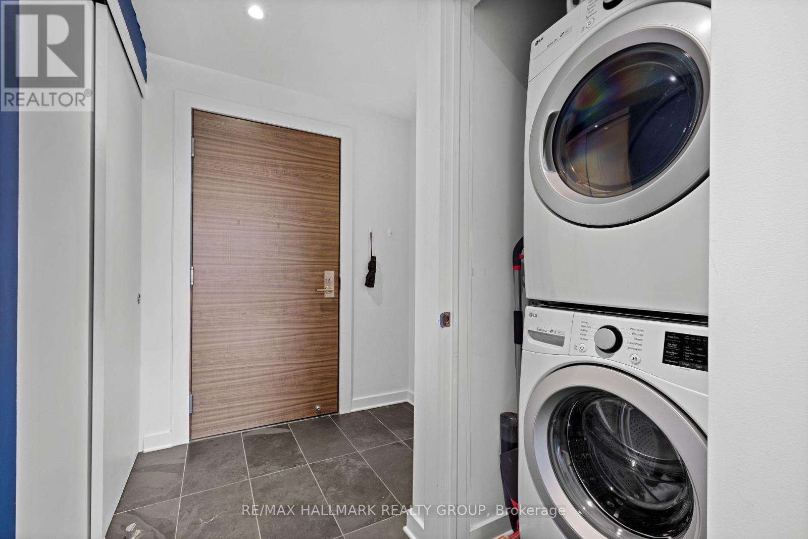 607 - 135 Barrette Street, Ottawa, Ontario  K1L 7Z9 - Photo 4 - X13031396