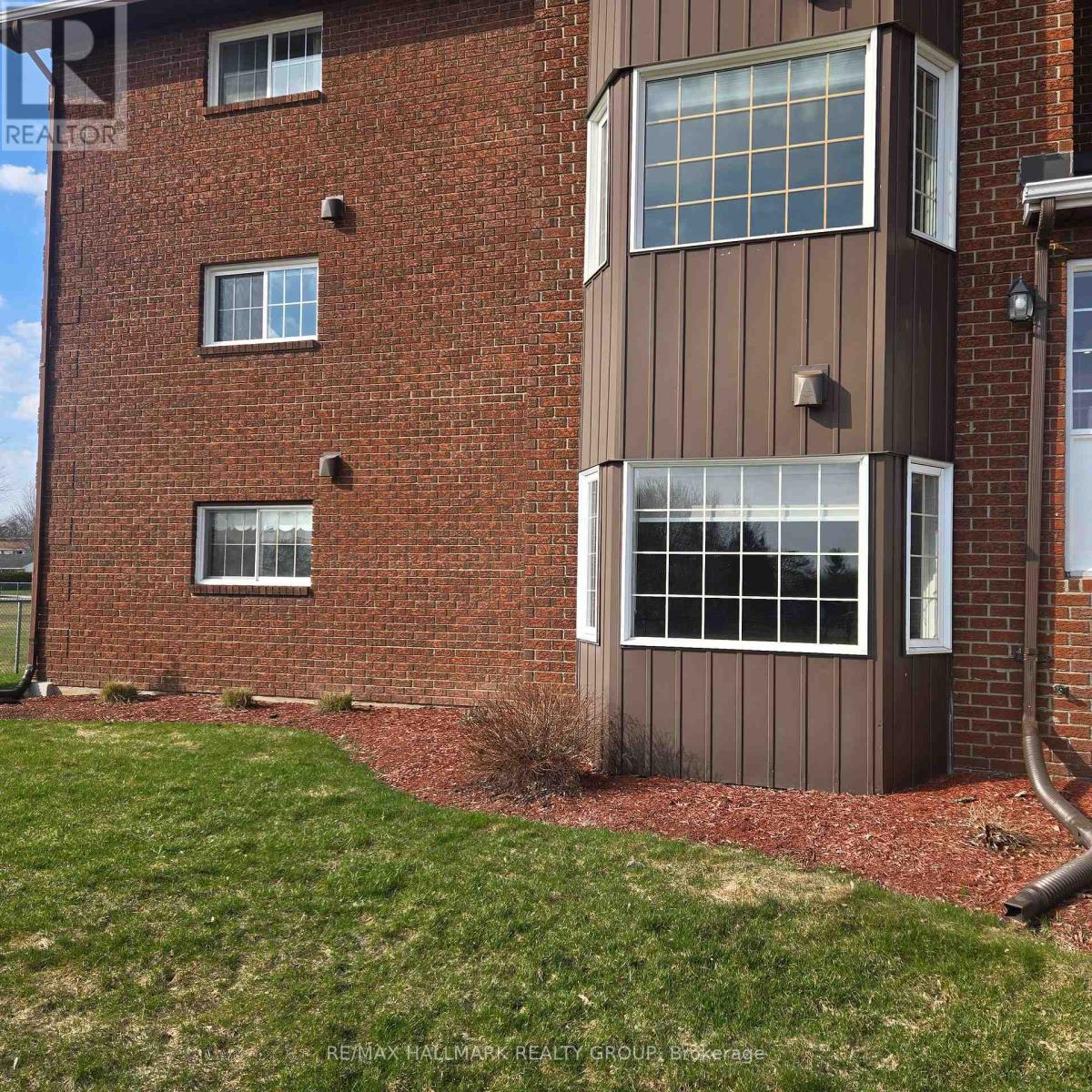1b - 89 Edey Street W, Arnprior, Ontario  K7S 3T2 - Photo 3 - X13032084