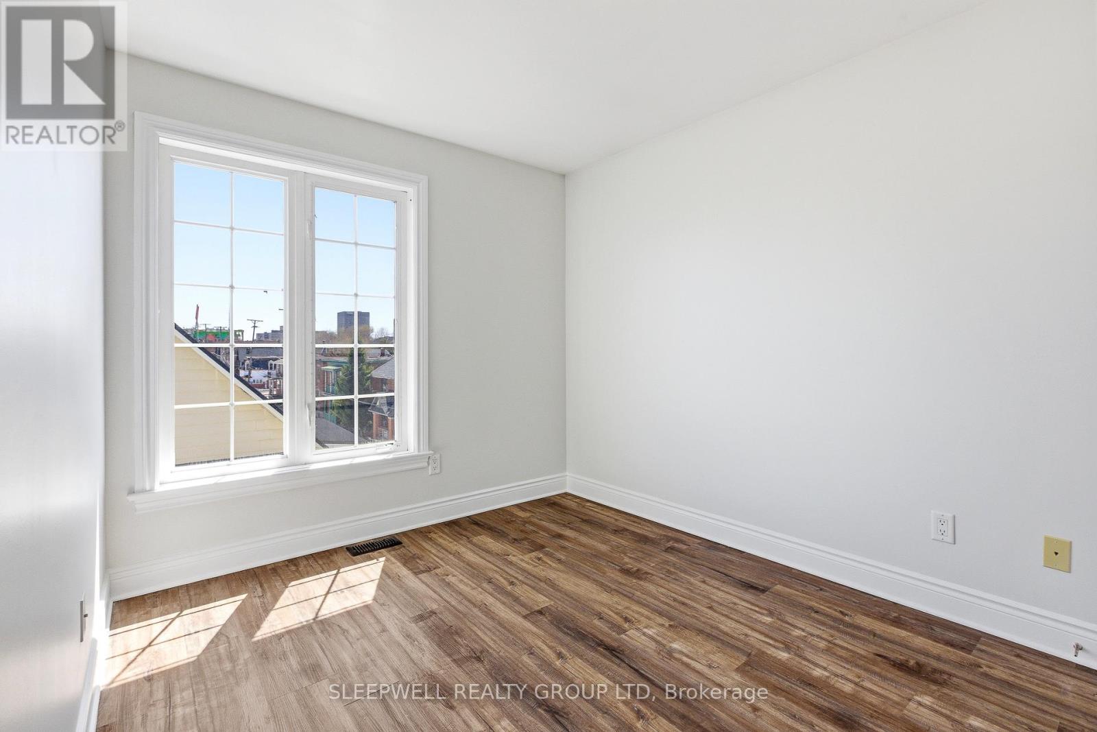 54 Christie Street, Ottawa, Ontario  K1R 0A9 - Photo 27 - X13032854