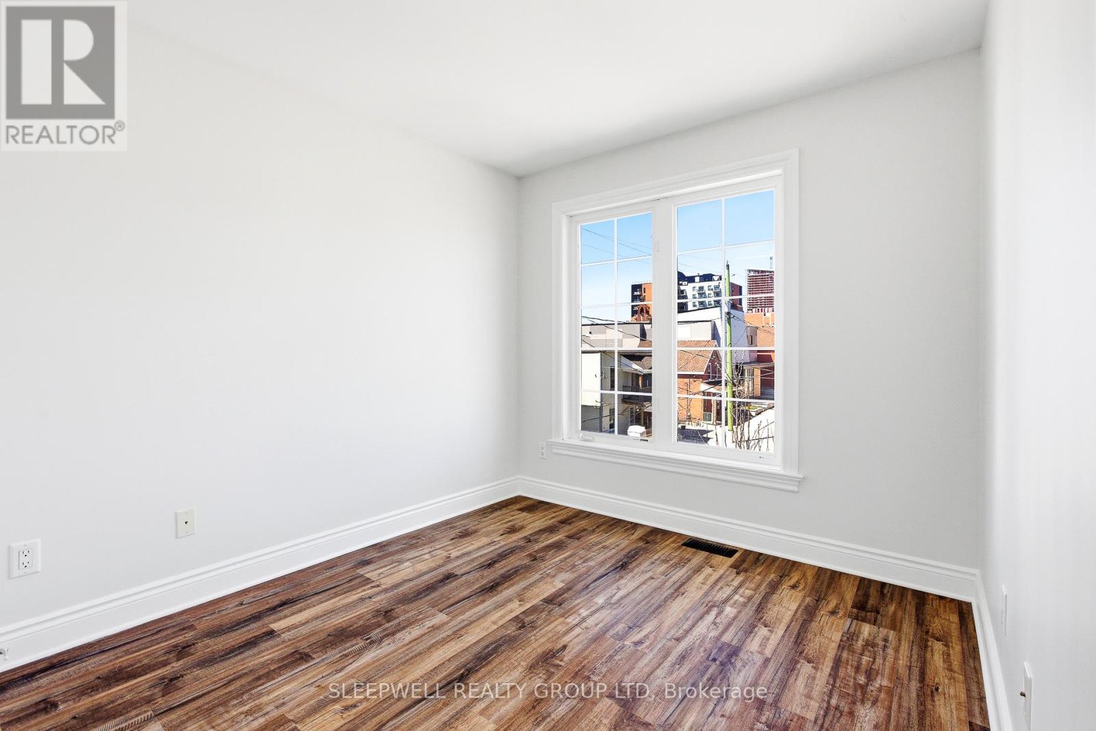 54 Christie Street, Ottawa, Ontario  K1R 0A9 - Photo 31 - X13032854