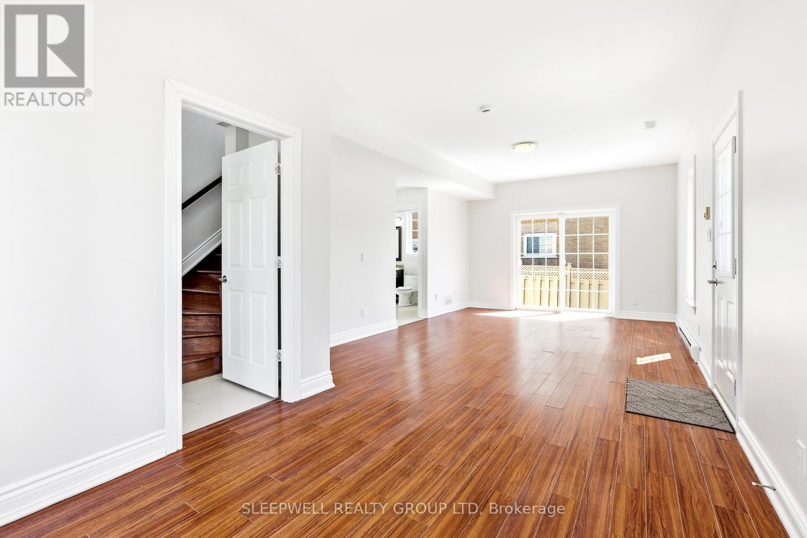 54 Christie Street, Ottawa, Ontario  K1R 0A9 - Photo 5 - X13032854