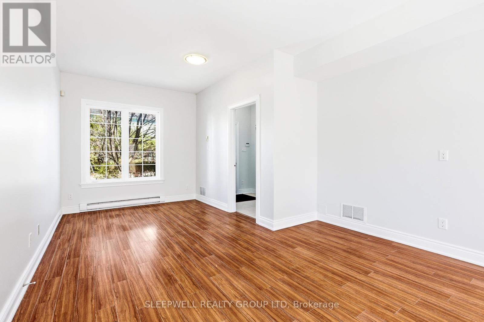 54 Christie Street, Ottawa, Ontario  K1R 0A9 - Photo 7 - X13032854