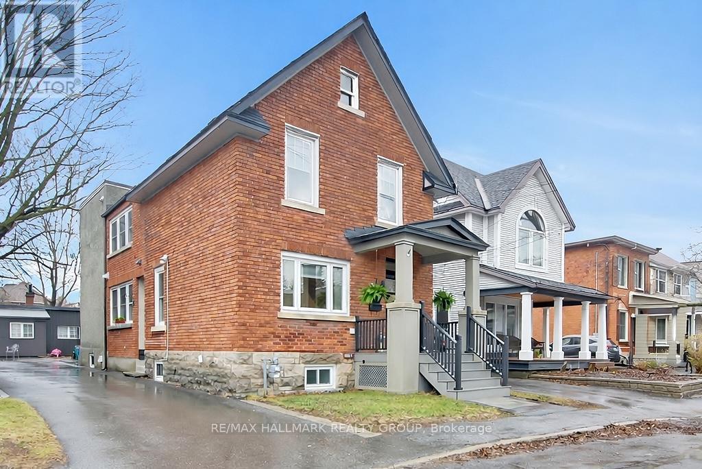 24 MORRIS STREET, Ottawa, Ontario