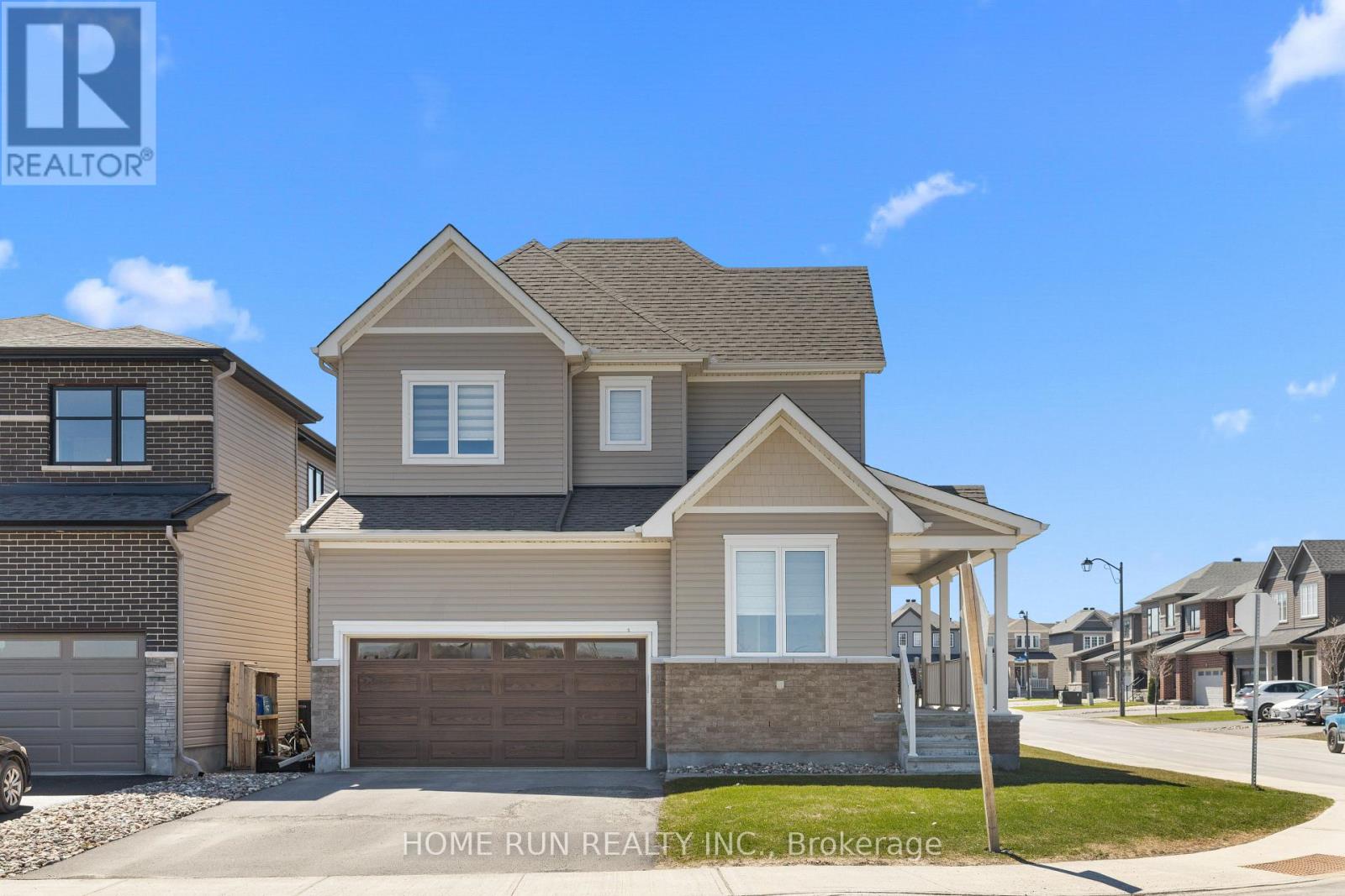 320 BASALT LANE, Ottawa, Ontario