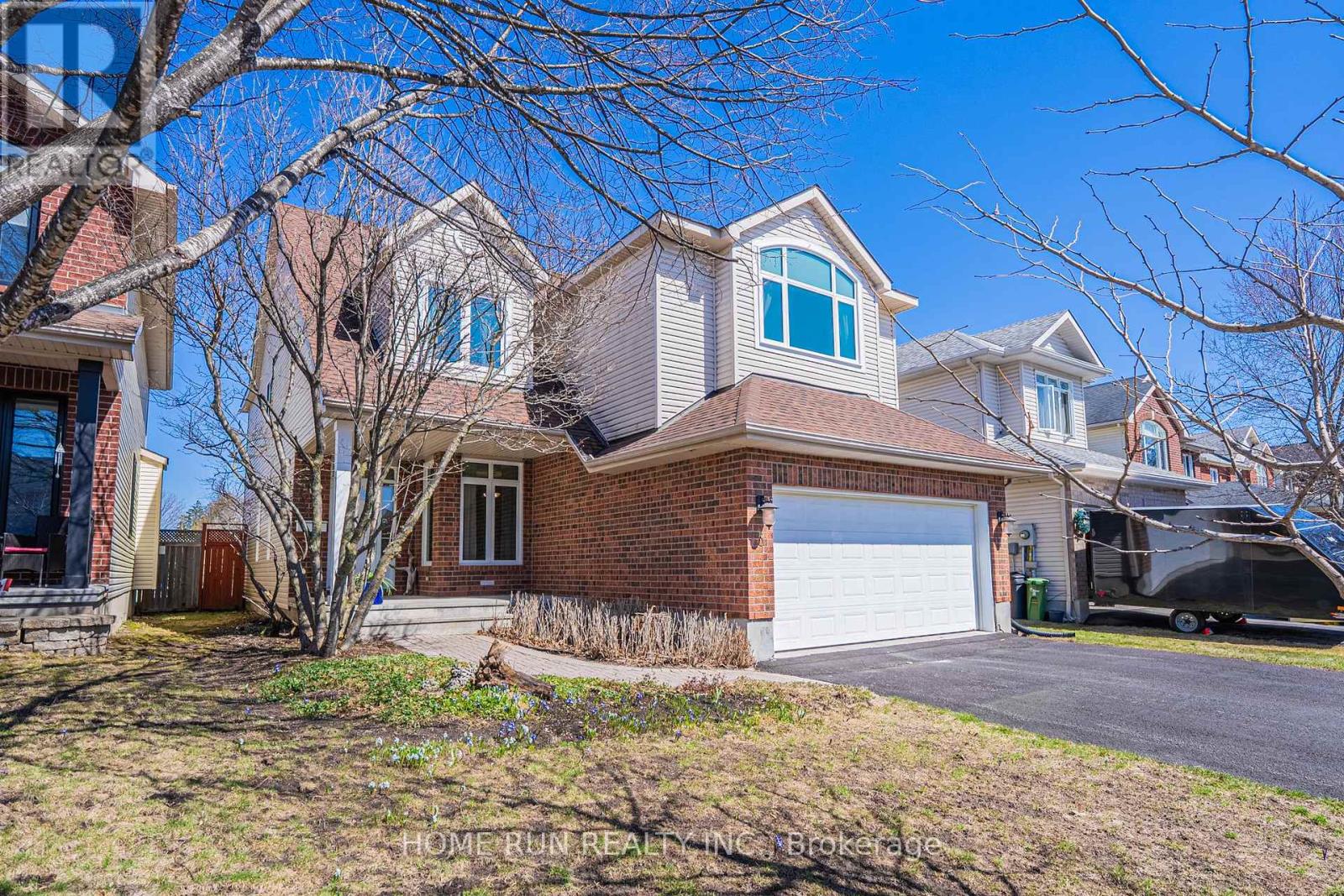 5 THUNDERBIRD CRESCENT, Ottawa, Ontario