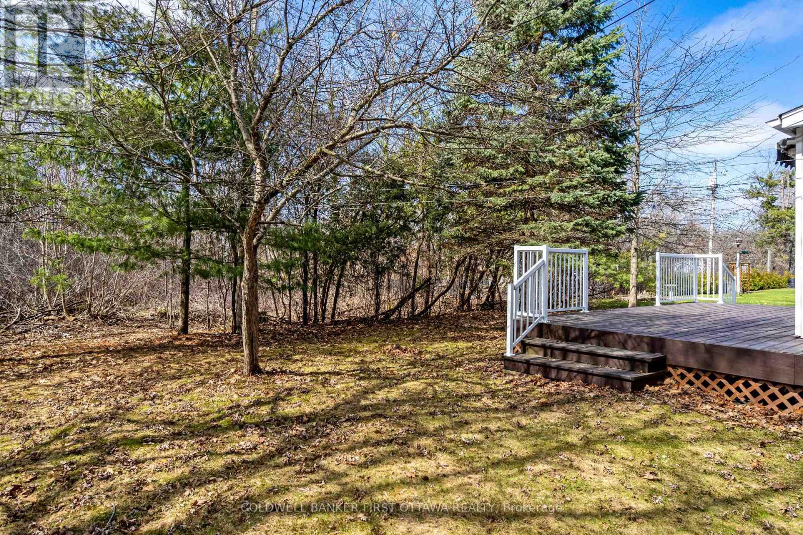 12 Glenview Crescent, Perth, Ontario  K7H 2L2 - Photo 3 - X13033976