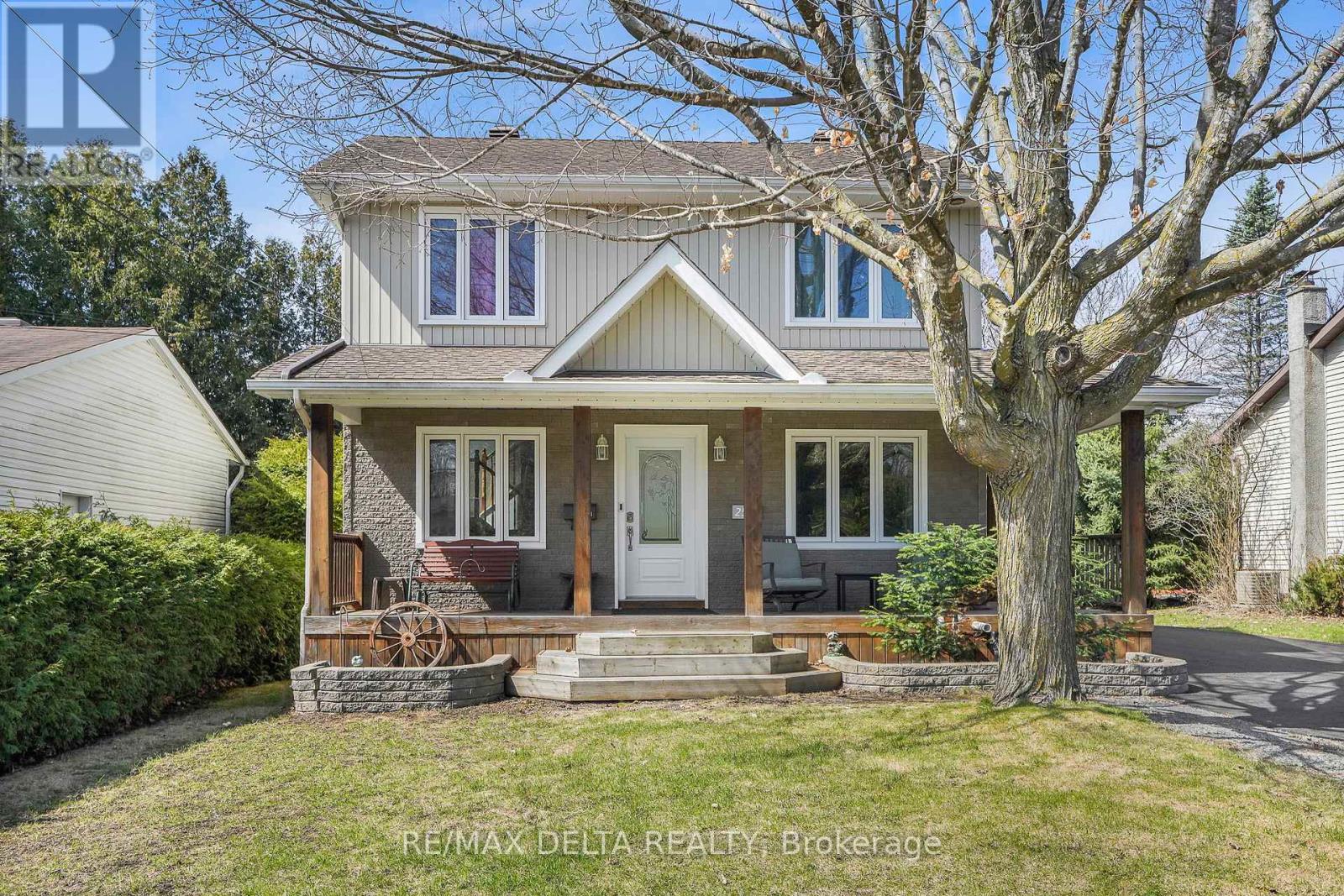 2567 Cleroux Crescent, Ottawa, Ontario  K1W 1B6 - Photo 2 - X13034090