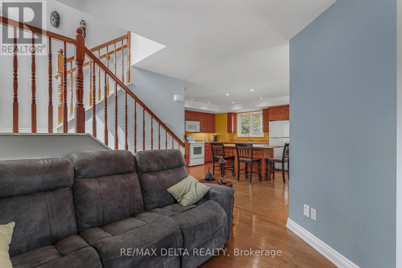 2567 Cleroux Crescent, Ottawa, Ontario  K1W 1B6 - Photo 8 - X13034090