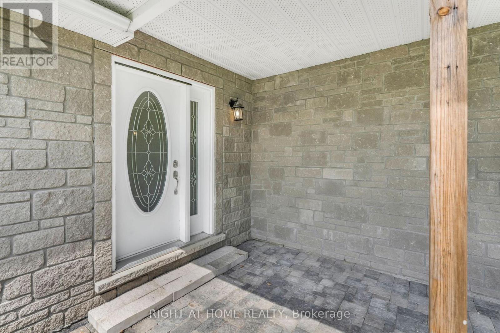 353 Russell Road, Clarence-Rockland, Ontario  K0A 2A0 - Photo 4 - X13036040