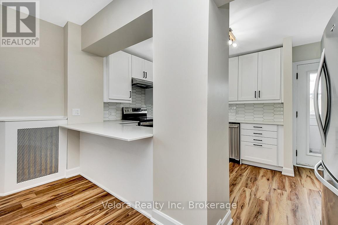301 Zephyr Avenue, Ottawa, Ontario  K2B 5Z7 - Photo 6 - X13036470