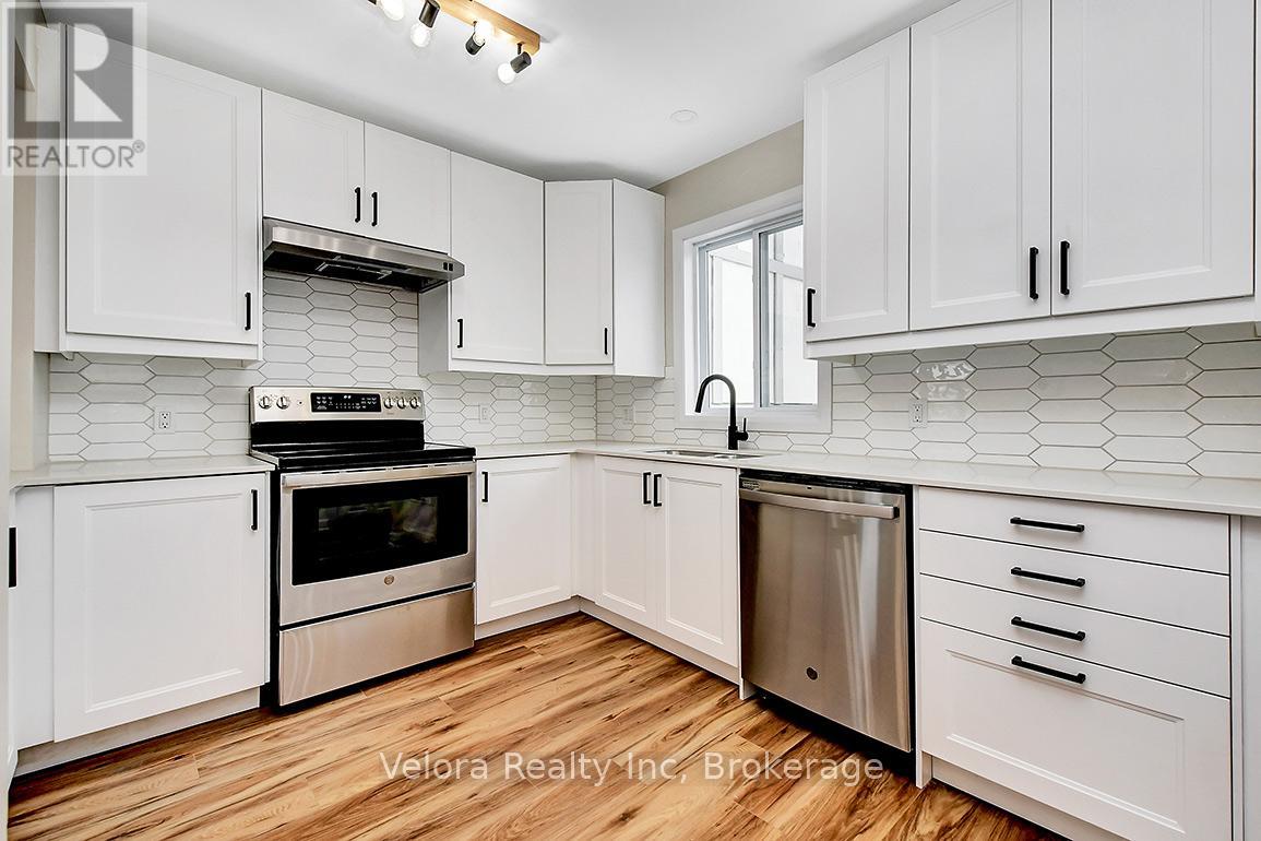 301 Zephyr Avenue, Ottawa, Ontario  K2B 5Z7 - Photo 7 - X13036470