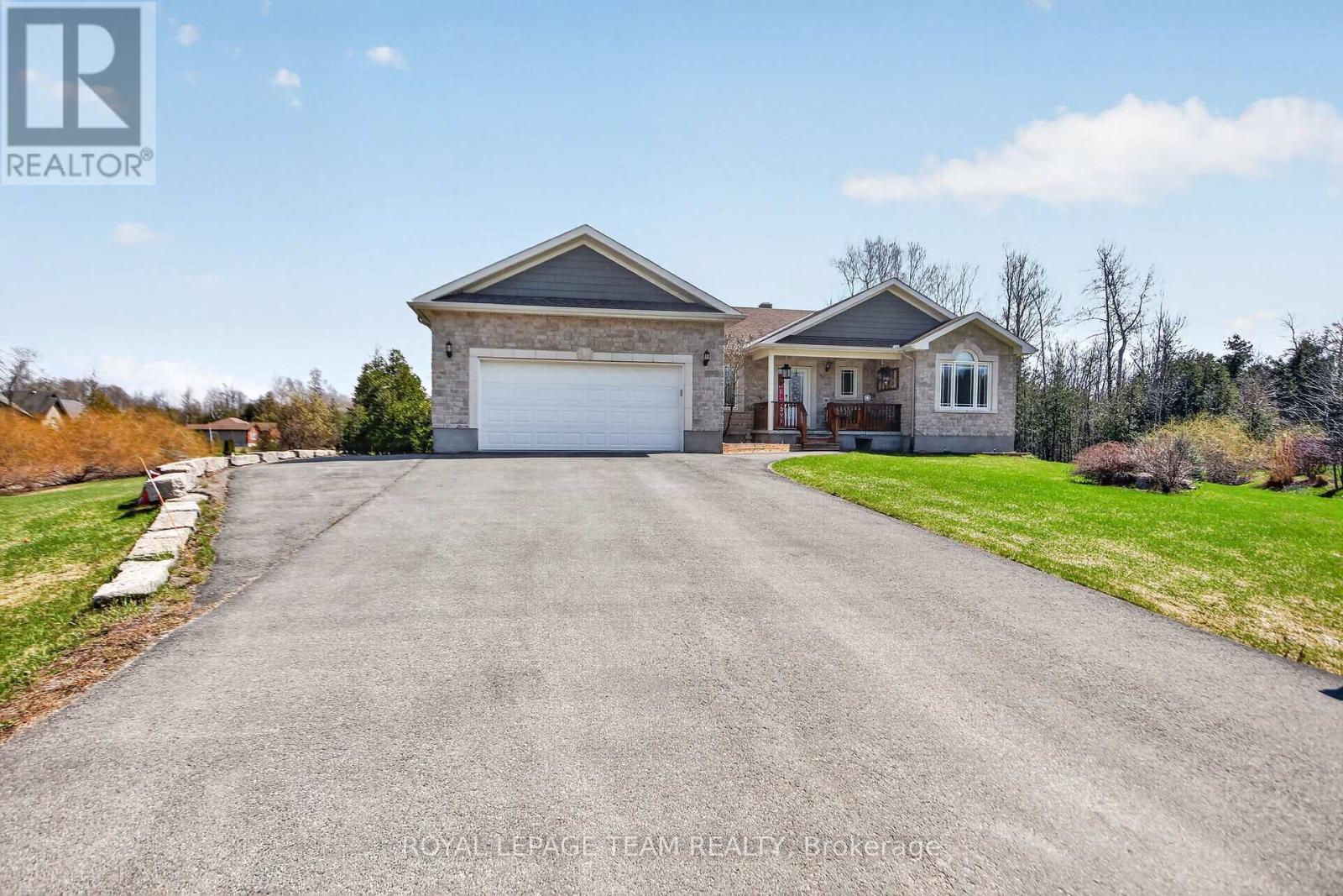 109 STONEWALK DRIVE, North Grenville, Ontario