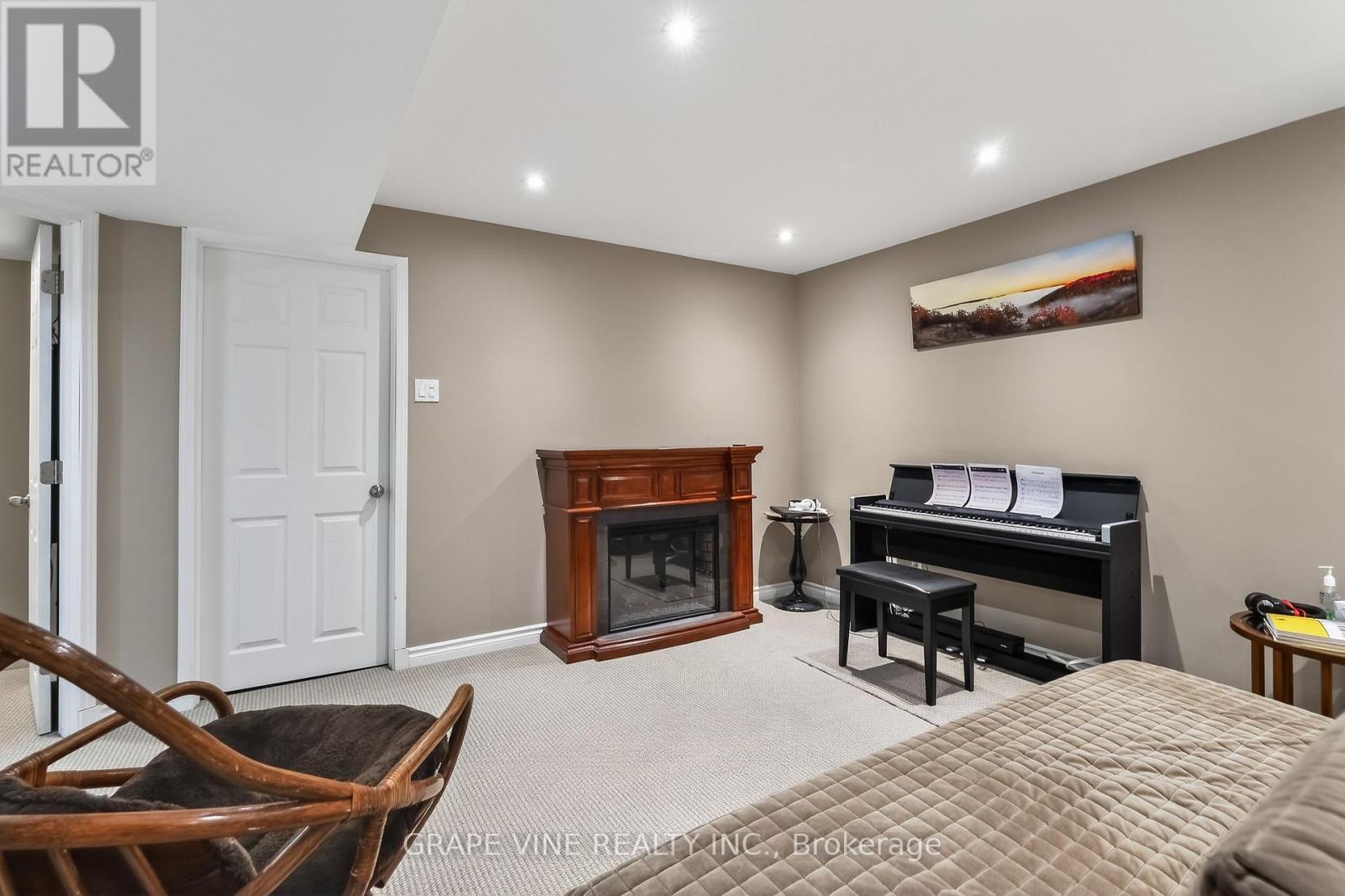 103 Rowallen Place, Ottawa, Ontario  K1T 4E3 - Photo 36 - X13036758