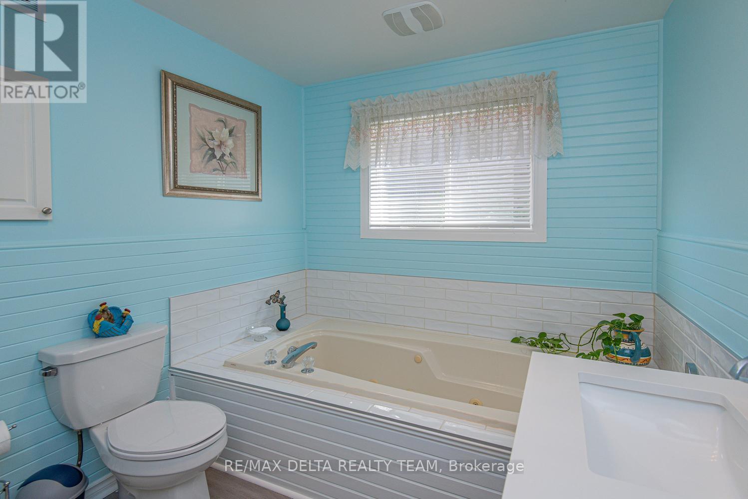 892 Beauchamp Avenue, Ottawa, Ontario  K1C 3A7 - Photo 20 - X13037522