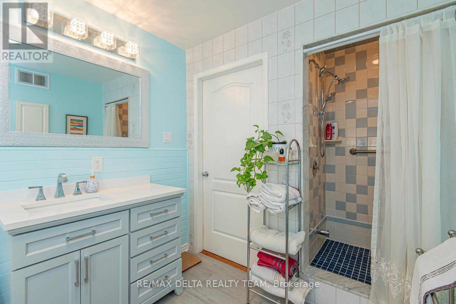 892 Beauchamp Avenue, Ottawa, Ontario  K1C 3A7 - Photo 21 - X13037522
