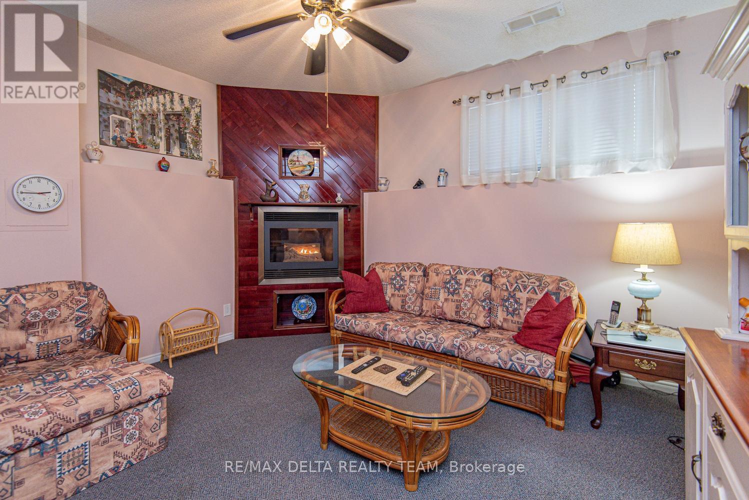 892 Beauchamp Avenue, Ottawa, Ontario  K1C 3A7 - Photo 25 - X13037522