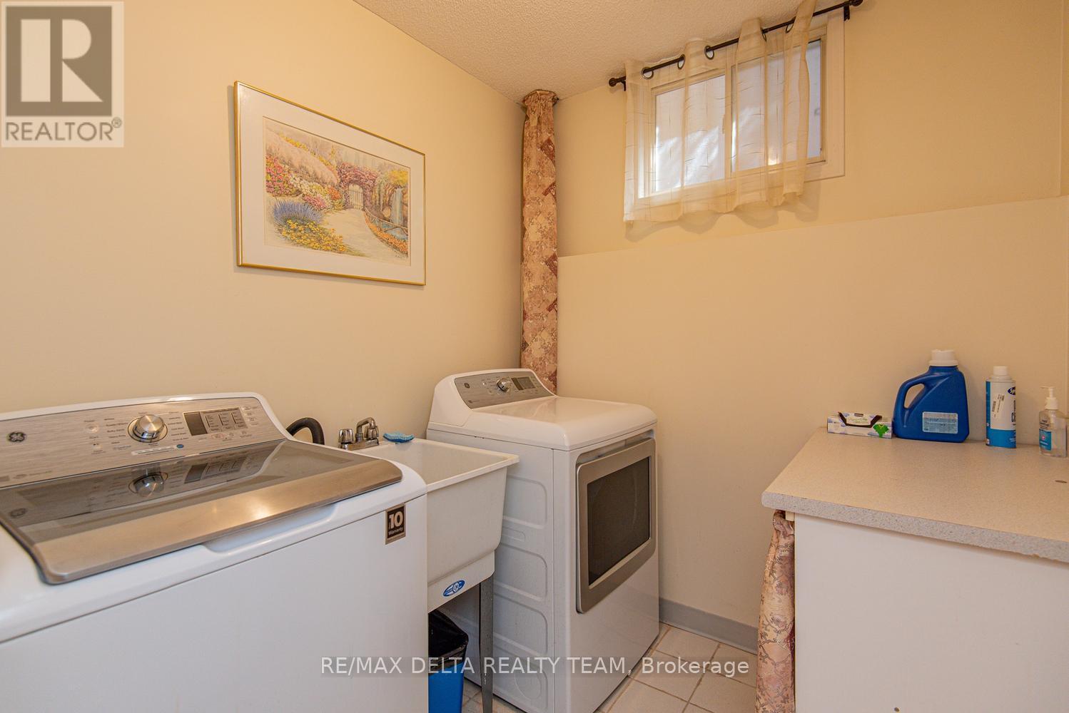 892 Beauchamp Avenue, Ottawa, Ontario  K1C 3A7 - Photo 34 - X13037522