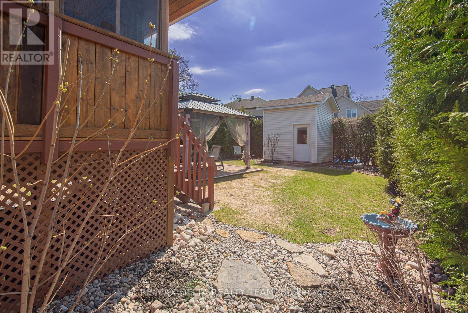 892 Beauchamp Avenue, Ottawa, Ontario  K1C 3A7 - Photo 37 - X13037522