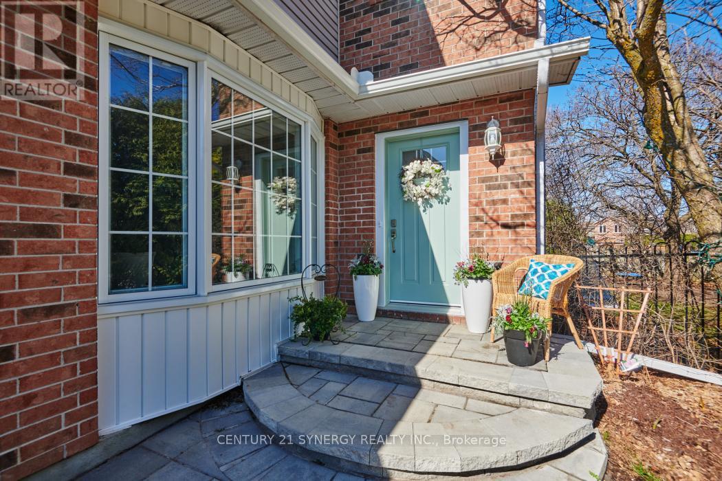 25 Waterton Crescent, Ottawa, Ontario  K2M 1Y8 - Photo 3 - X13038266