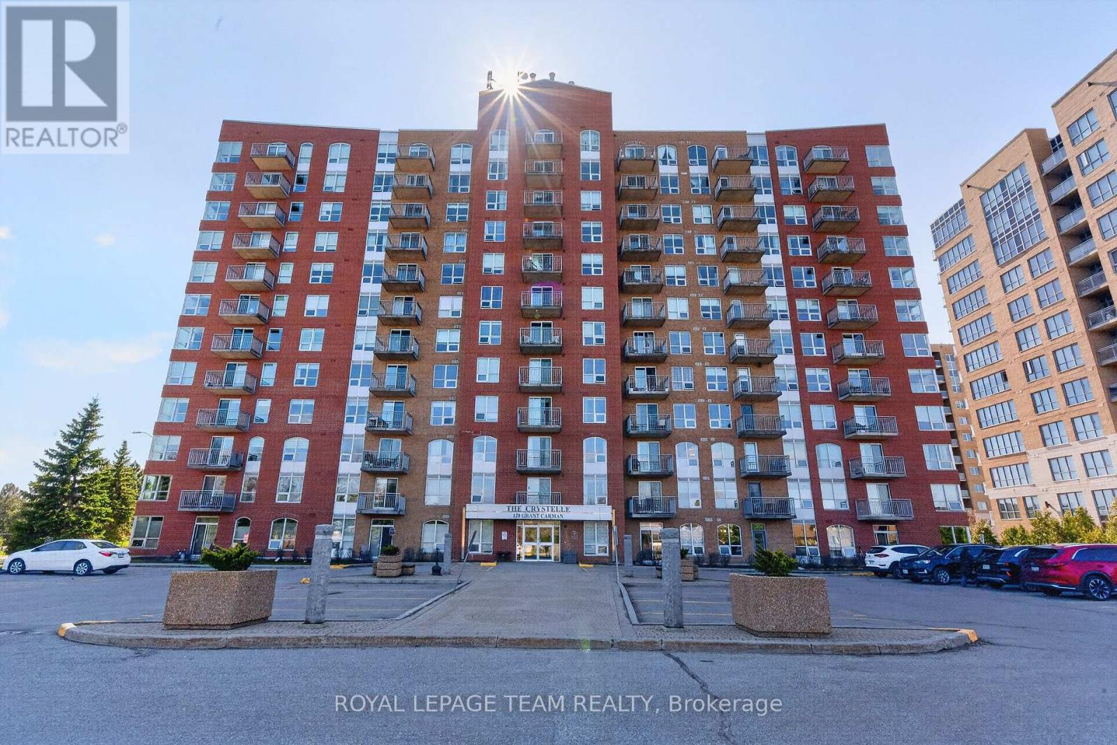 811 - 120 Grant Carman Drive, Ottawa, Ontario  K2E 1C8 - Photo 2 - X13039306