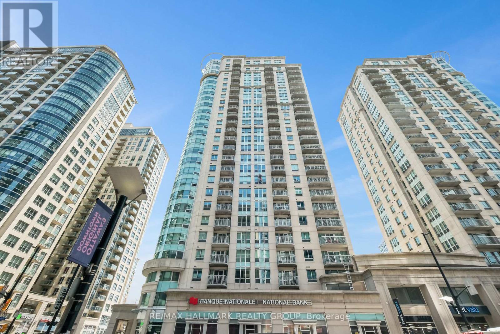 2404 - 234 Rideau Street, Ottawa, Ontario  K1N 0A9 - Photo 3 - X13039394