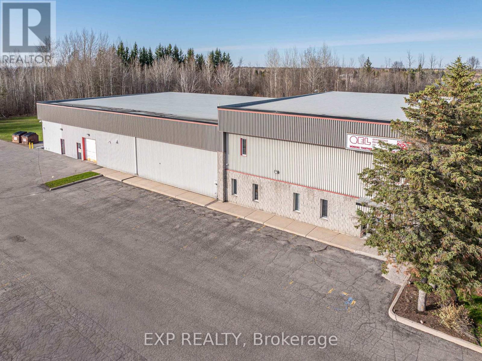 5935 OTTAWA STREET, Ottawa, Ontario