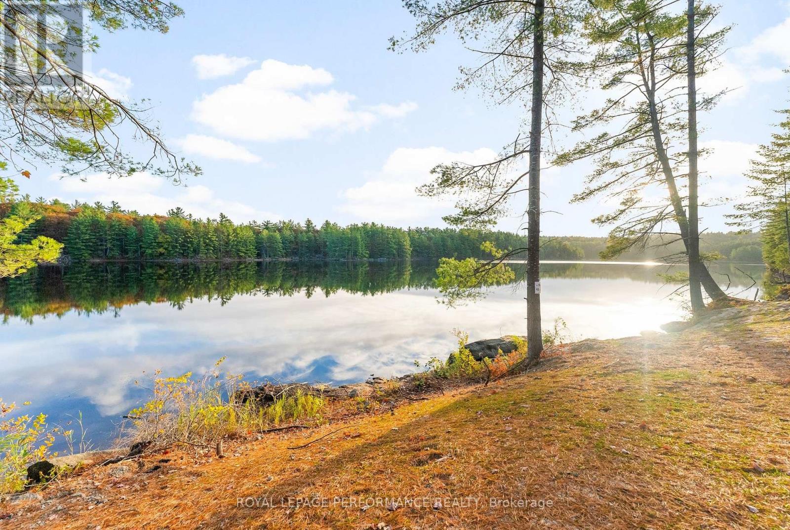 12 VOYAGEUR BAY TRAIL, Whitewater Region, Ontario