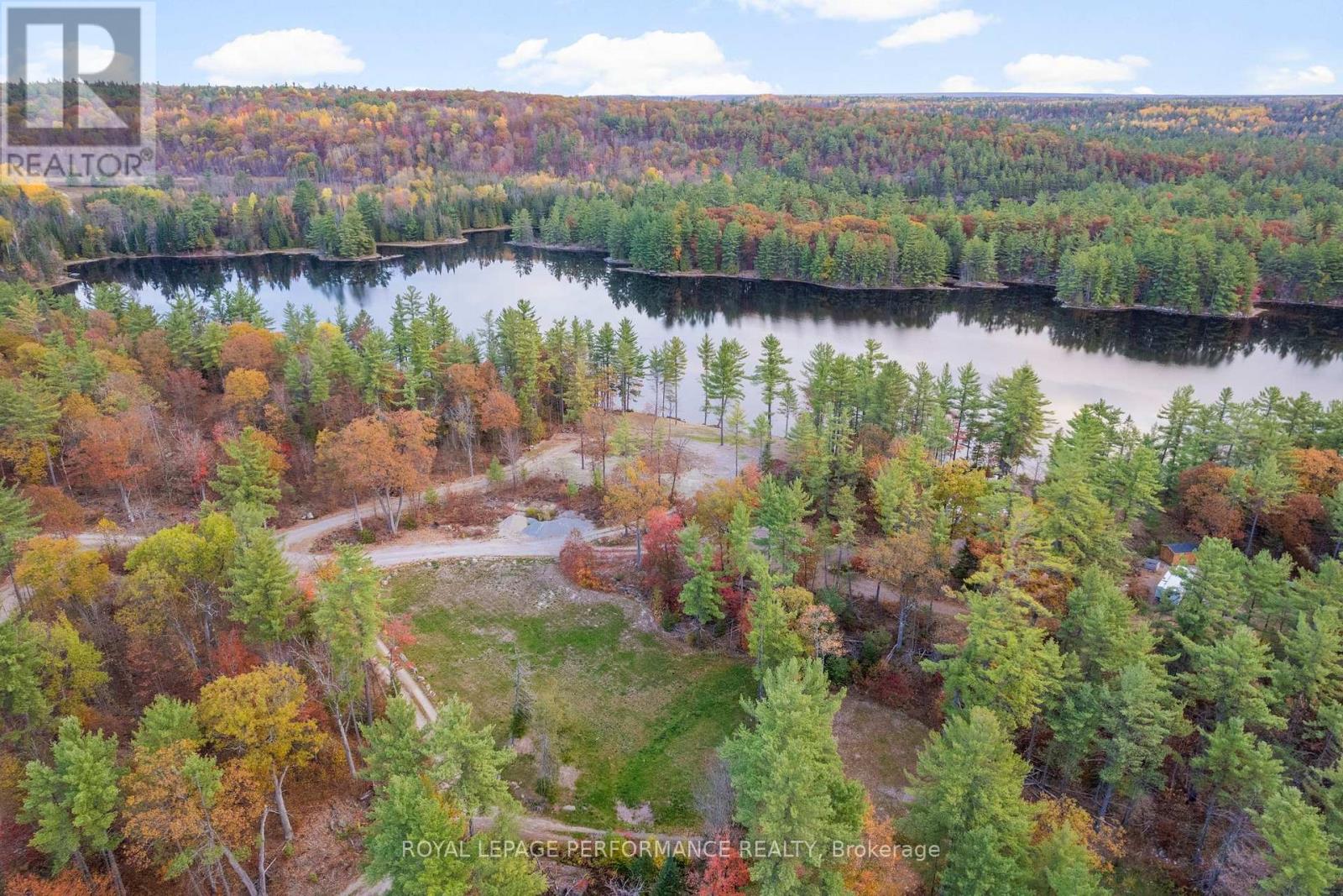 12 Voyageur Bay Trail, Whitewater Region, Ontario  K0J 1V0 - Photo 4 - X13043278