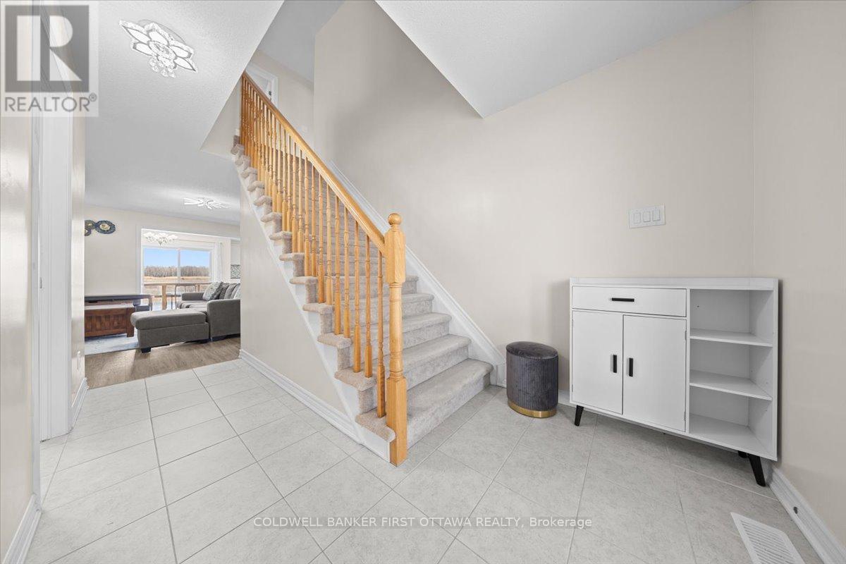 355 Sweetclover Way, Ottawa, Ontario  K4A 1E6 - Photo 11 - X13043522