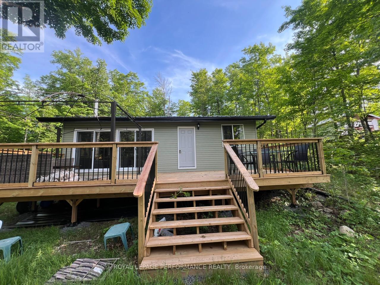 117 Raycroft Peninsula, Lanark Highlands, Ontario  K0A 3L0 - Photo 1 - X13043980