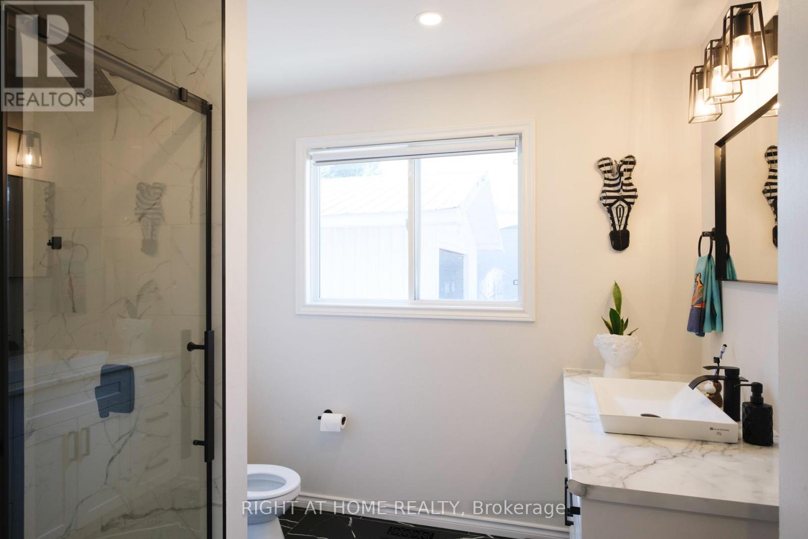 14 Fisher Street, Mcnab/braeside, Ontario  K0A 3L0 - Photo 15 - X13045548