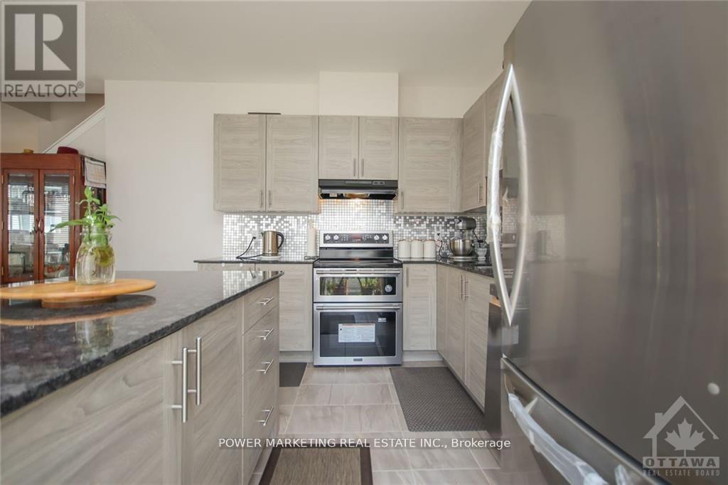 339 Lamarche Avenue, Ottawa, Ontario  K1W 0M9 - Photo 12 - X13046274