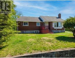 176 OAKRIDGE BOULEVARD, Ottawa, Ontario