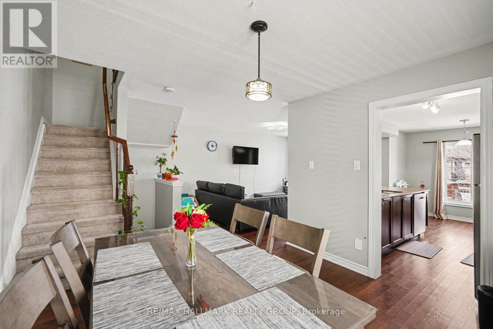 217 Bensinger Way, Ottawa, Ontario  K2S 0P1 - Photo 7 - X13047526