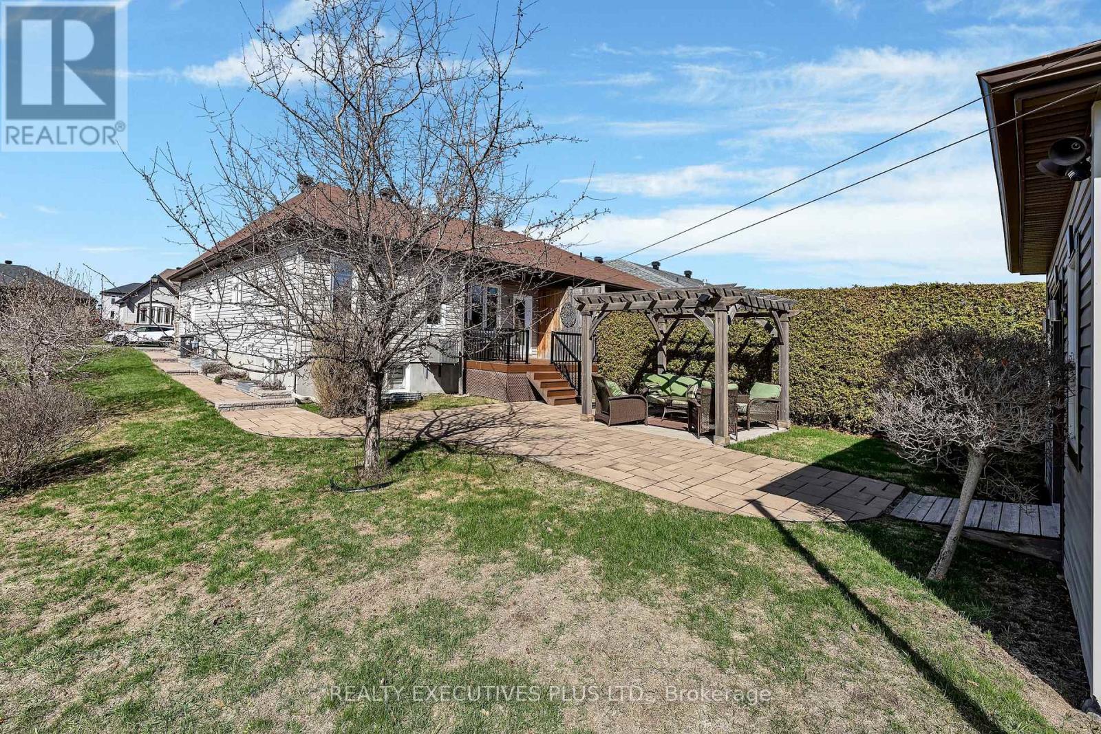 138 Castel Street, Alfred And Plantagenet, Ontario  K0A 3K0 - Photo 32 - X13047732