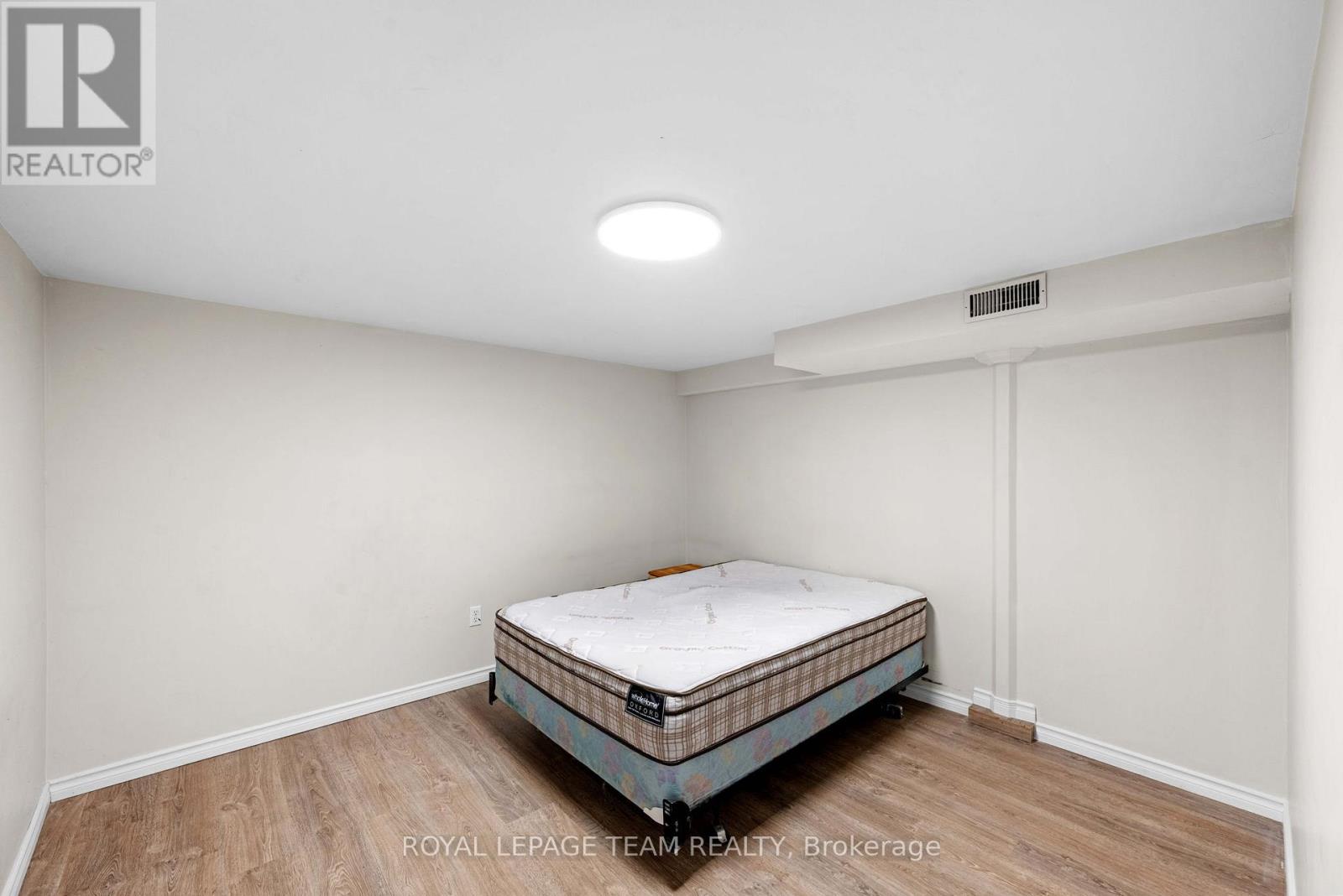 50 Hilliard Avenue, Ottawa, Ontario  K2E 6C1 - Photo 19 - X13047804