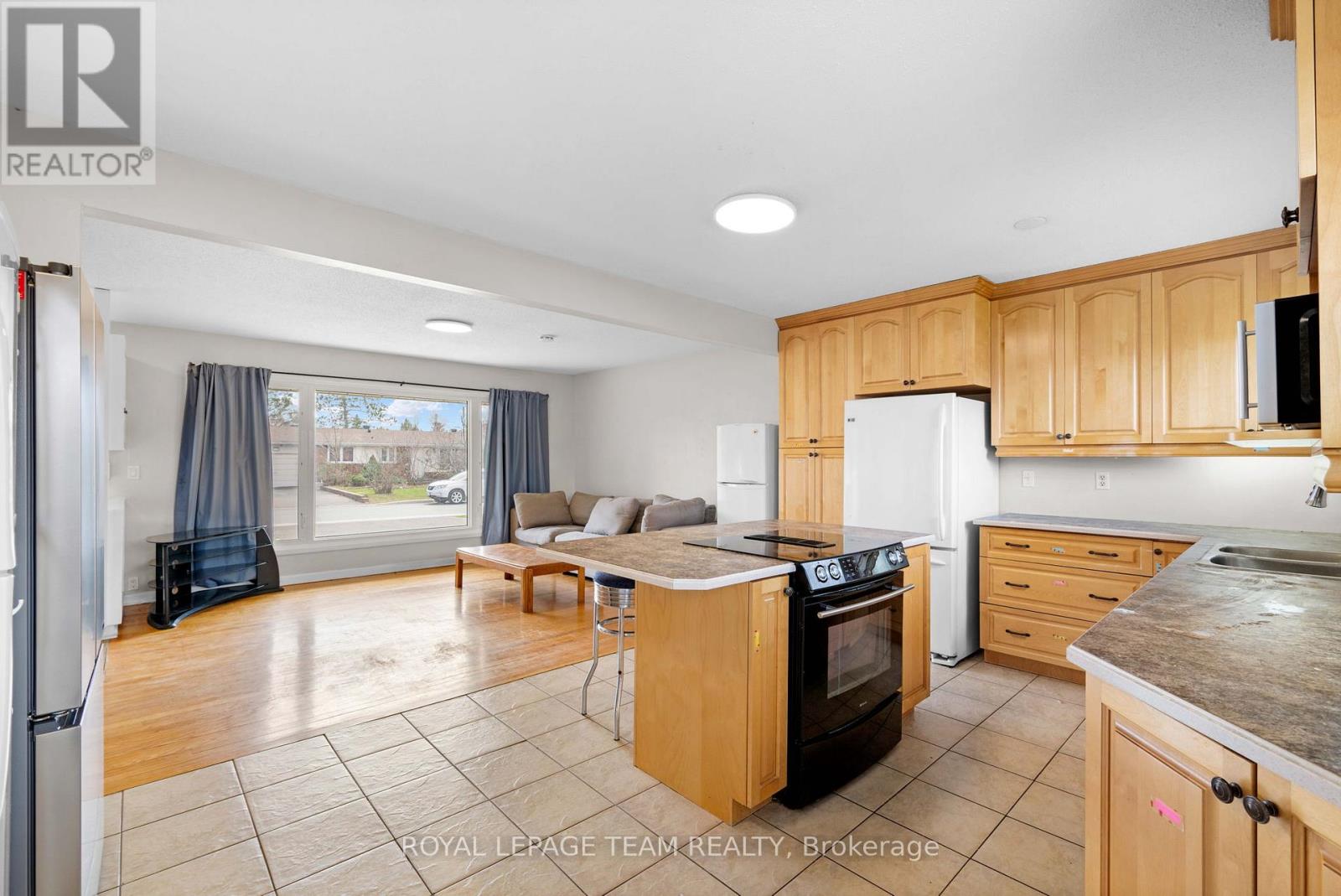 50 Hilliard Avenue, Ottawa, Ontario  K2E 6C1 - Photo 8 - X13047804